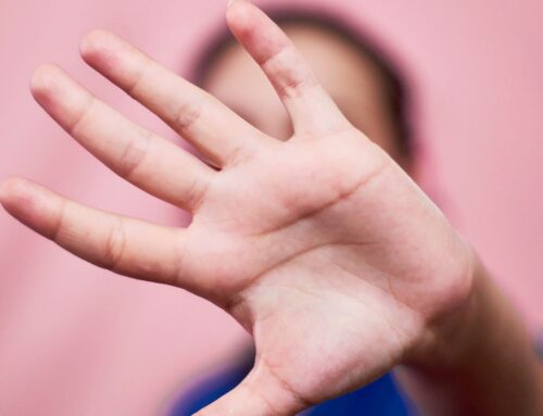 La dispensa de declarar en violencia de género: derecho, riesgo y reforma necesaria